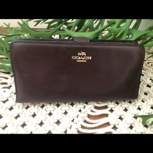 Coach Wallet - Oxblood/Gold